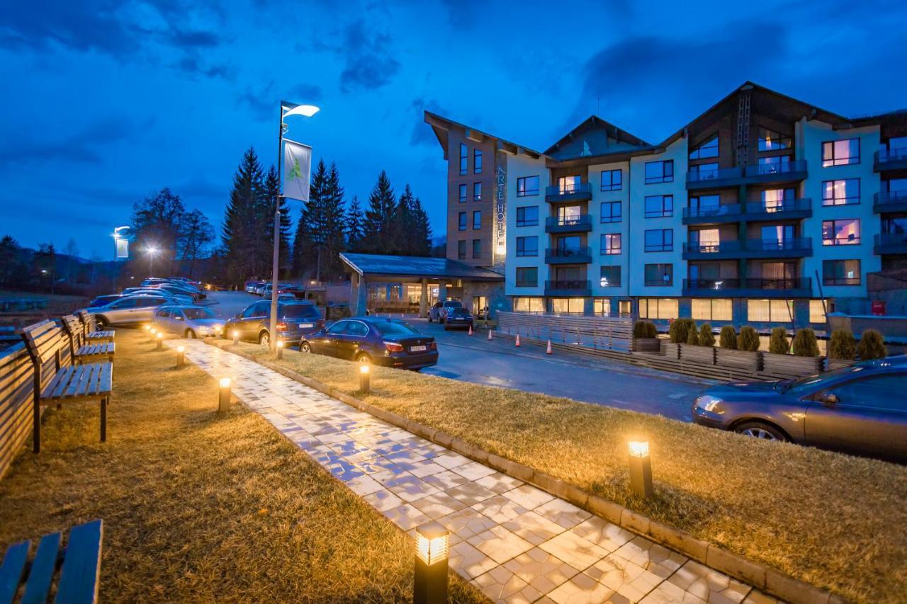 อาร์เต สปา แอนด์ พาร์ค โฮเทล Hotel เวลินกราด ภายนอก รูปภาพ The Village at Sun Peaks